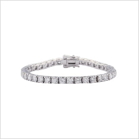 Silver Diamond Chain BraceletOur simple yet striking Pandora Moments clip charm is decorated with a row of knotted hearts. The design combines the iconic heart and the classic love knot, giving Labrio jewelryLabrio JewelrySilver Diamond Chain Bracelet